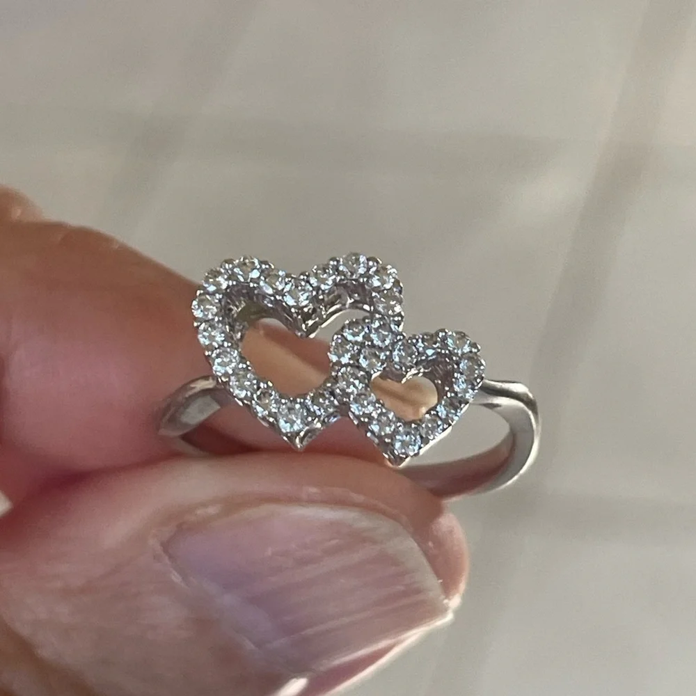 18k 0.30 CTW Diamond Ring - Picture 7 of 14